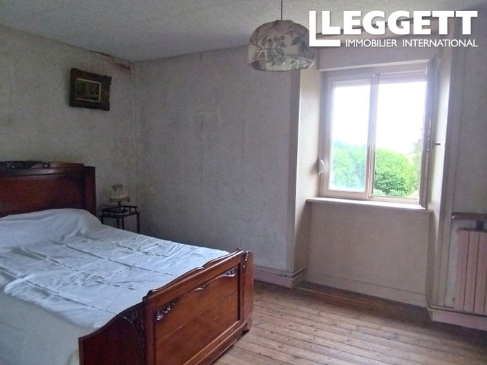 Image No.7-5 Bed House for sale