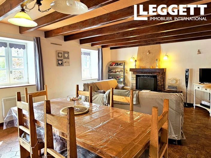 Image No.10-6 Bed House for sale