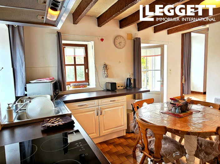 Image No.7-6 Bed House for sale