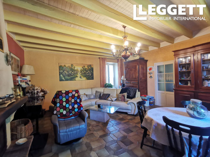 Image No.2-Maison de 4 chambres à vendre à Saint-Pierre-du-Chemin