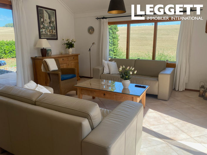 Image No.2-3 Bed House for sale