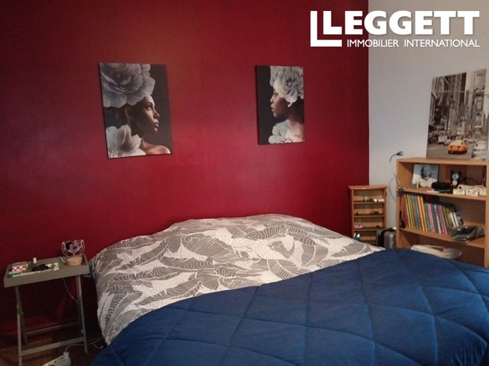 Image No.7-4 Bed House for sale