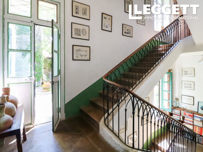 Image No.5-8 Bed Chateaux for sale