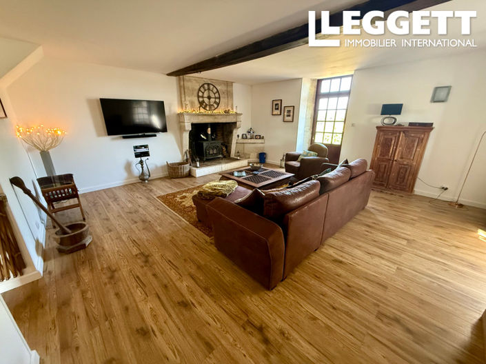 Image No.6-Maison de 4 chambres à vendre à Aubeterre-sur-Dronne