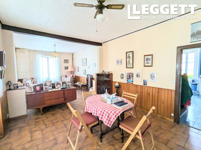 Image No.2-4 Bed House for sale