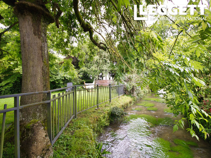 Image No.6-7 Bed House for sale
