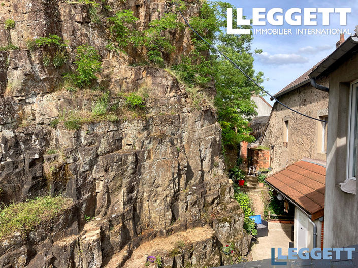 Image No.10-6 Bed House for sale