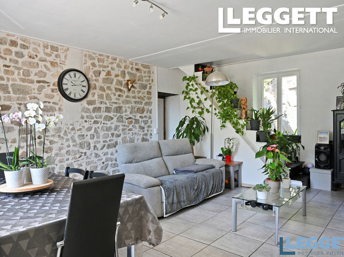 Image No.5-6 Bed House for sale