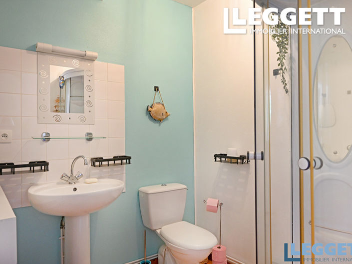 Image No.7-6 Bed House for sale