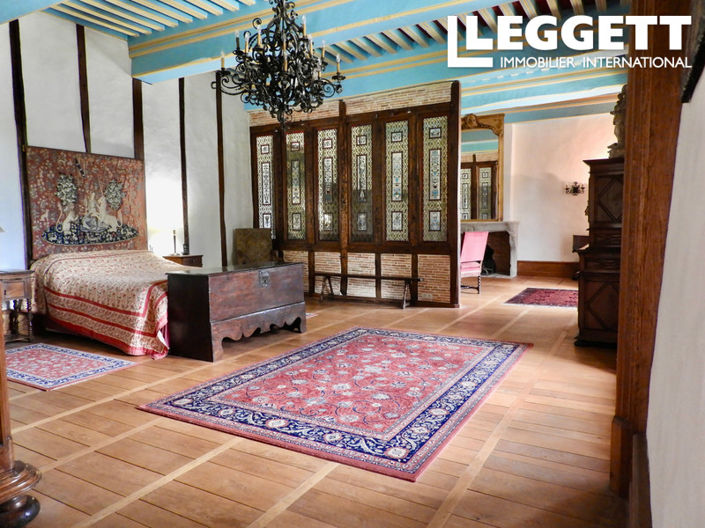 Image No.4-Châteaux de 14 chambres à vendre à Arnac-Pompadour