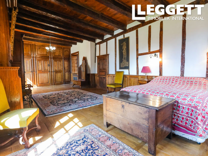 Image No.6-Châteaux de 14 chambres à vendre à Arnac-Pompadour