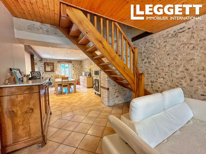 Image No.3-4 Bed House for sale