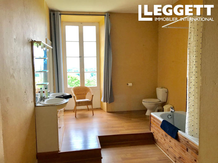 Image No.9-13 Bed Chateaux for sale