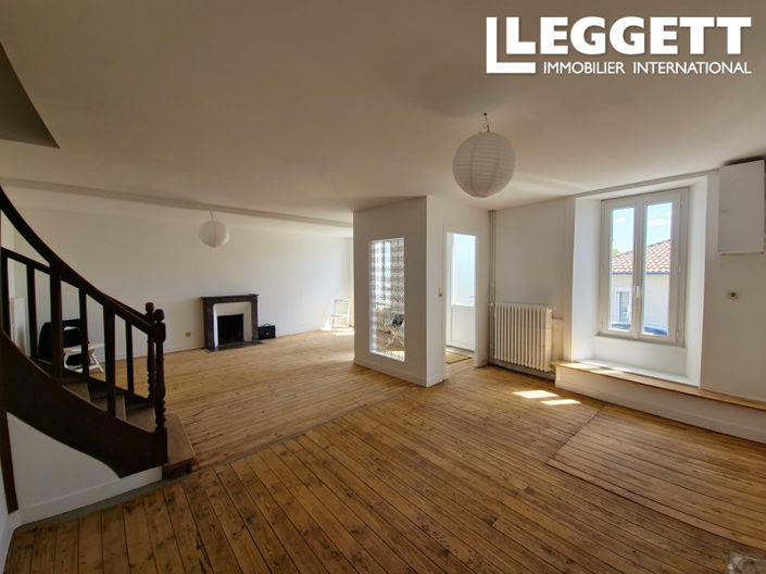 Image No.1-3 Bed House for sale