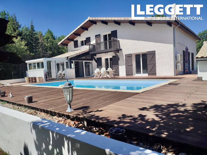 Image No.1-5 Bed House for sale