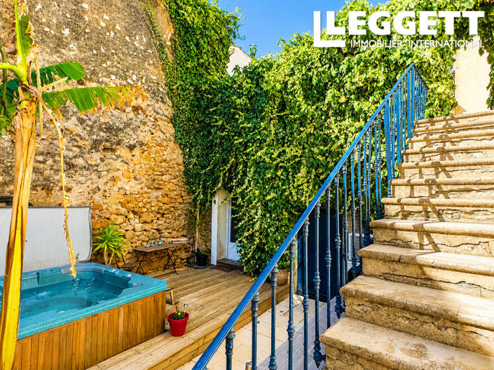 Image No.2-4 Bed House for sale