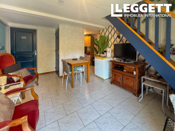 Image No.8-4 Bed House for sale