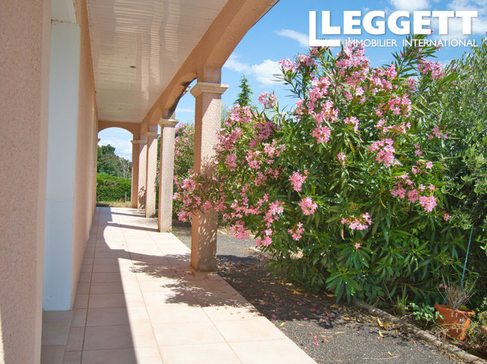 Image No.3-6 Bed House for sale