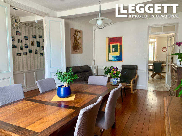 Image No.1-6 Bed House for sale