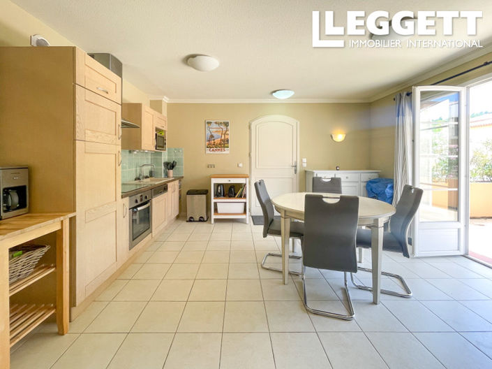 Image No.2-Appartement de 2 chambres à vendre à Callian