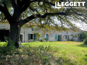 1 - Chef-Boutonne, Maison