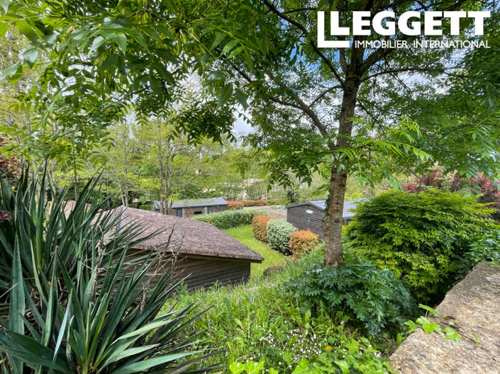 Image No.2-Commercial de 67 chambres à vendre à Les Lèves-et-Thoumeyragues