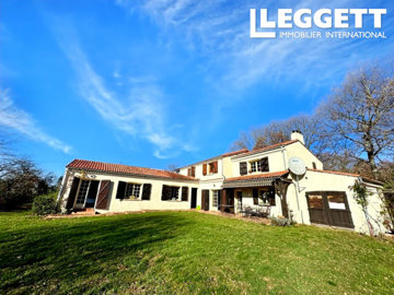 1 - Pyrenees-Atlantiques, House