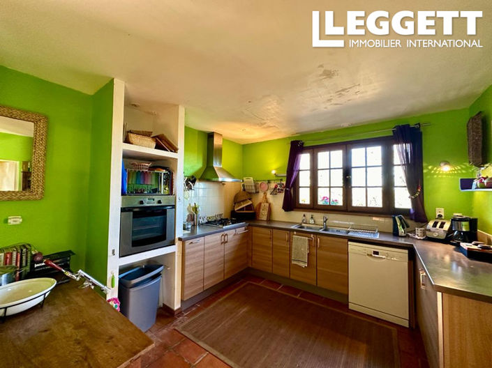 Image No.9-5 Bed House for sale