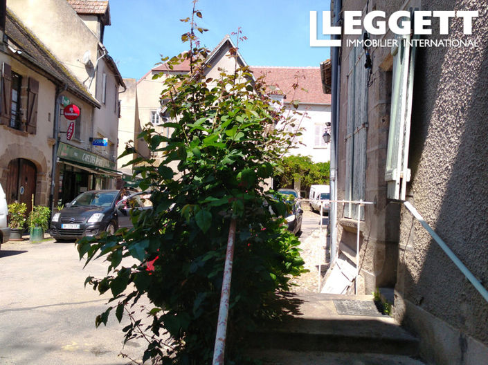 Image No.10-2 Bed House for sale