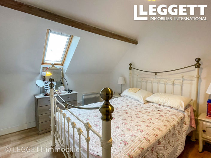 Image No.8-4 Bed House for sale