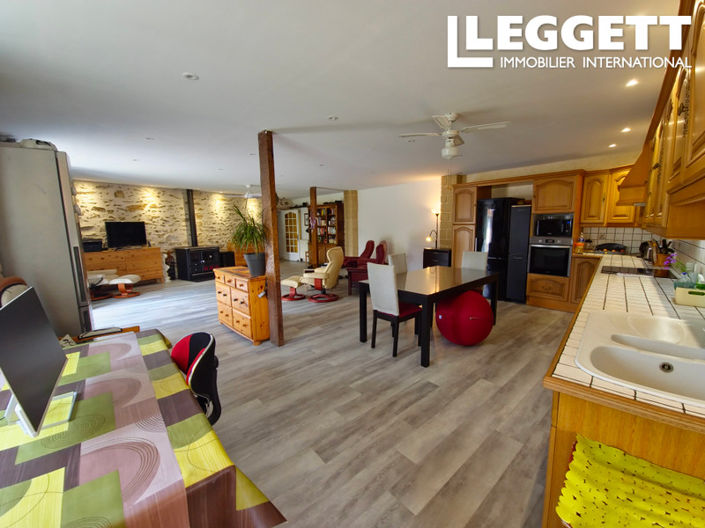 Image No.3-Maison de 3 chambres à vendre à Saint-Hilaire-de-Voust