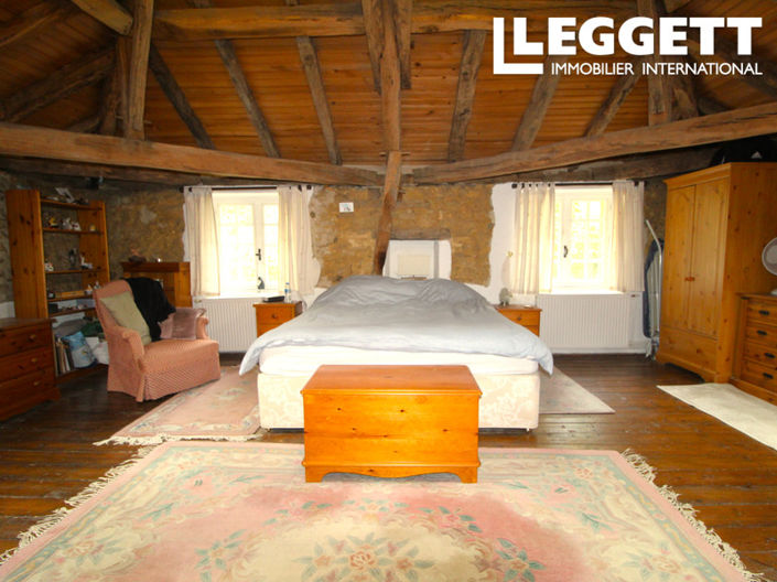 Image No.7-3 Bed House for sale