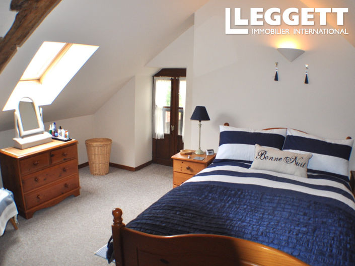 Image No.7-3 Bed House for sale