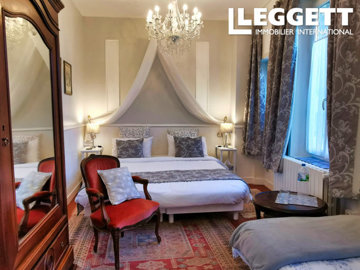 1 - Amboise, House