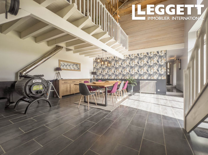 Image No.2-4 Bed House for sale