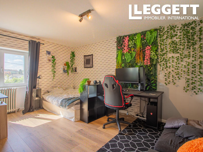 Image No.5-4 Bed House for sale