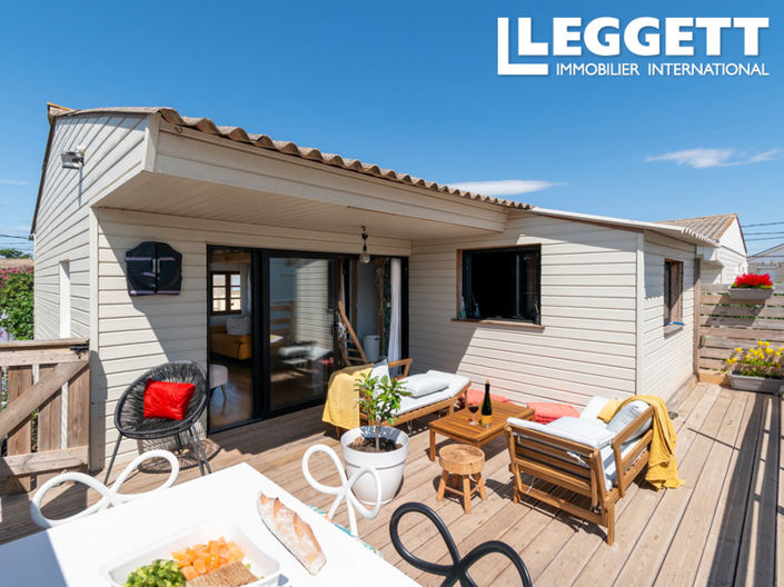 Image No.1-2 Bed House for sale