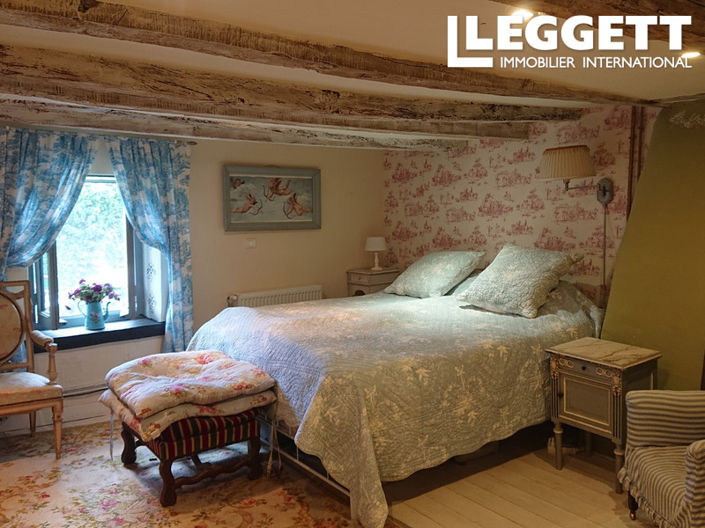 Image No.10-5 Bed House for sale