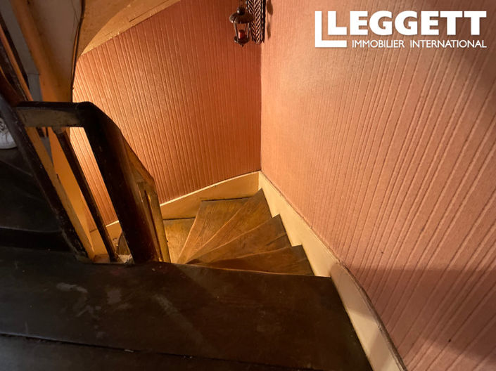 Image No.9-4 Bed House for sale