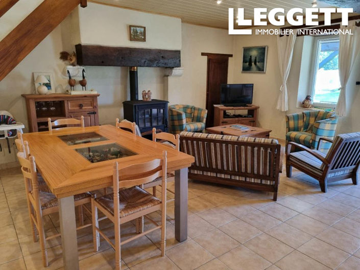 Image No.5-10 Bed House for sale