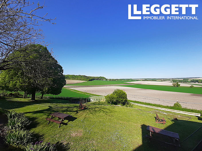 Image No.10-4 Bed House for sale