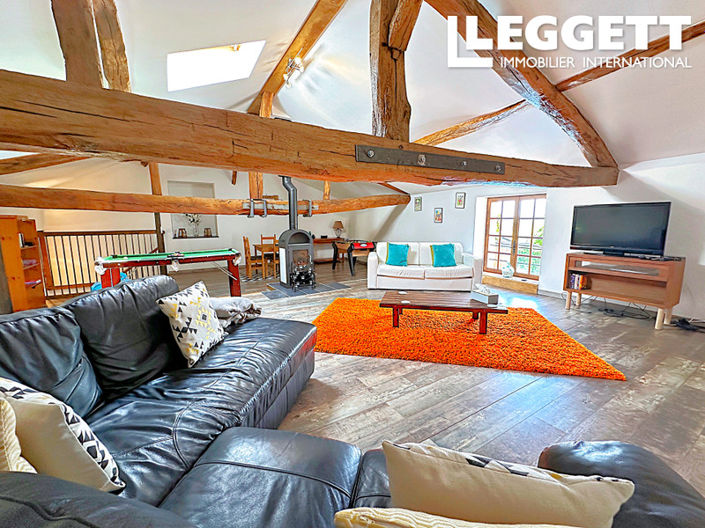 Image No.8-4 Bed House for sale