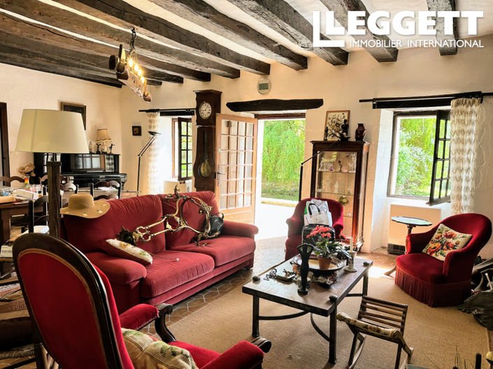 Image No.7-3 Bed House for sale