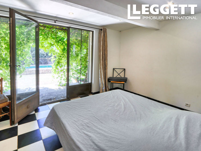 Image No.10-7 Bed House for sale