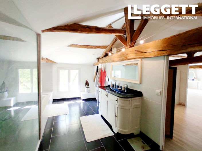 Image No.8-Maison de 4 chambres à vendre à Montpouillan