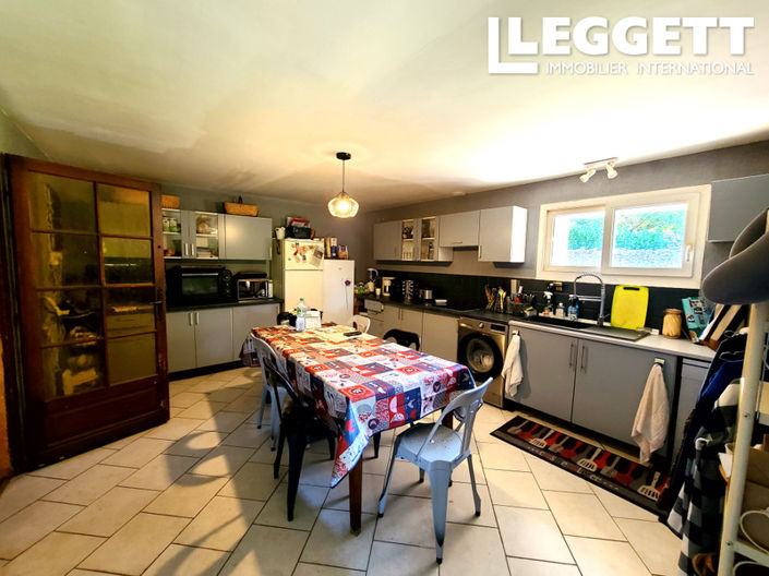 Image No.4-4 Bed House for sale