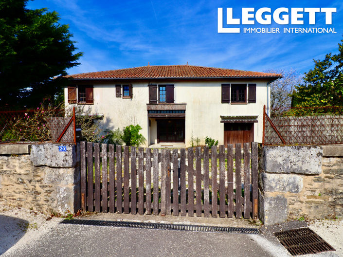 Image No.10-3 Bed House for sale