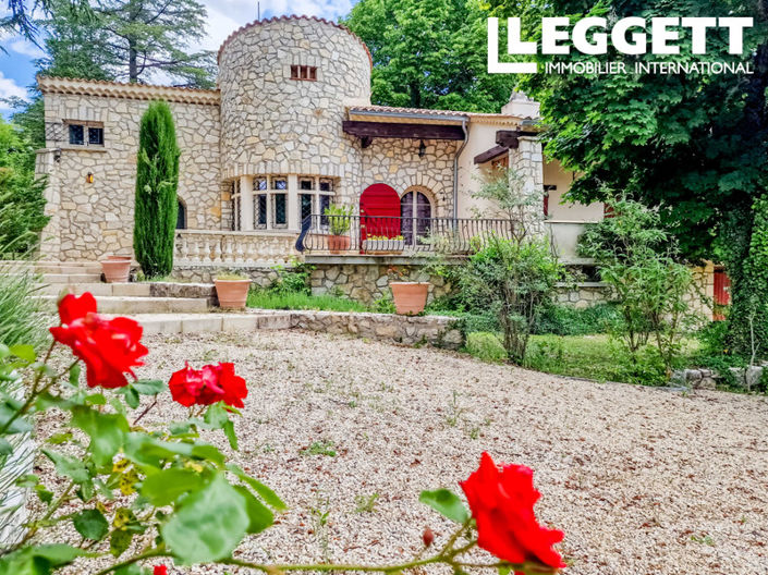 Image No.1-4 Bed House for sale