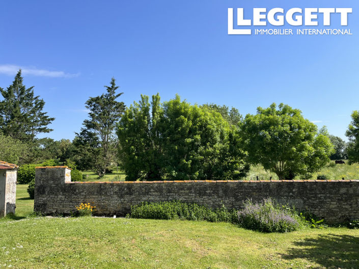 Image No.10-Châteaux de 4 chambres à vendre à Taugon