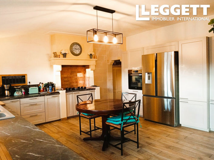 Image No.3-4 Bed Chateaux for sale